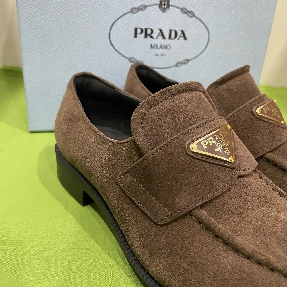 Prada Women's Brown Loafers - Picture 4 of 6